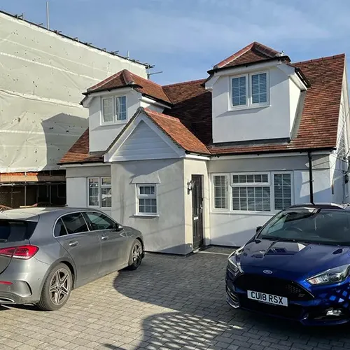 Front of house driveawy
